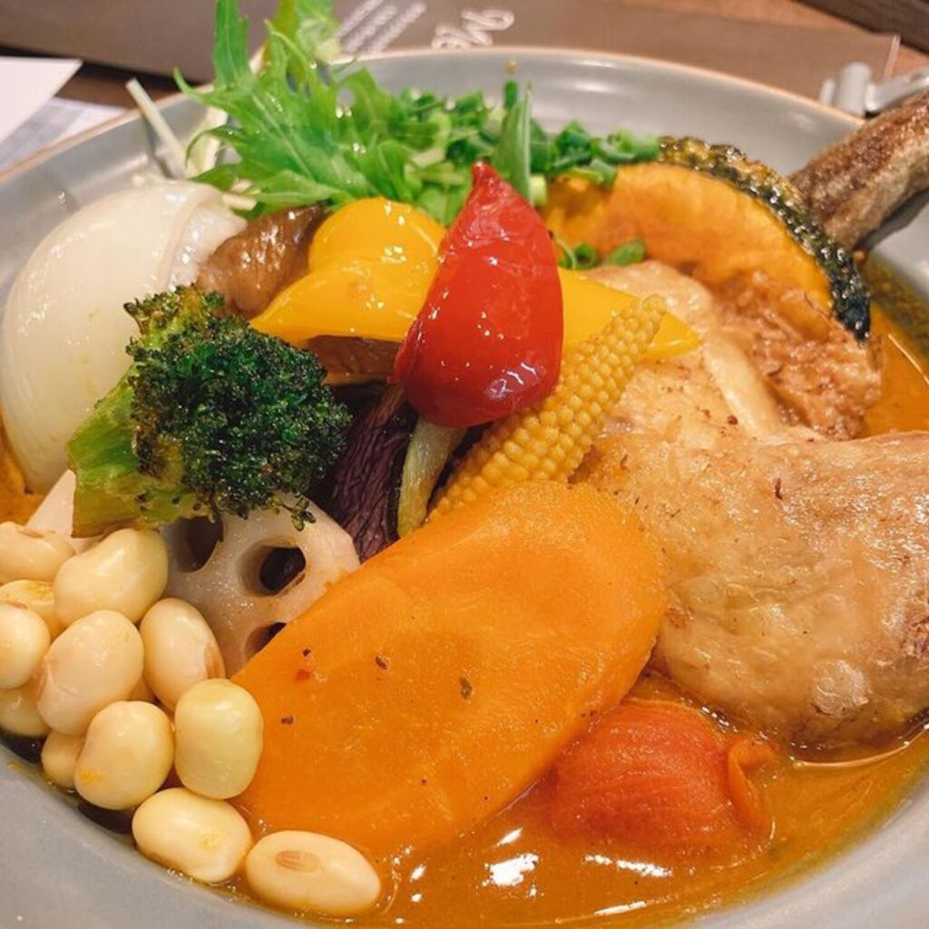 【札幌/スープカレー】人気店の味を札幌駅内で!「路地裏カリィ侍.」のスープカレー