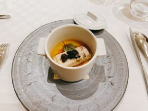 Read more about the article 【札幌/フレンチ】ワイン好き必見。「LA BRIQUE」で味わう道産食材フレンチｘワインのマリアージュ