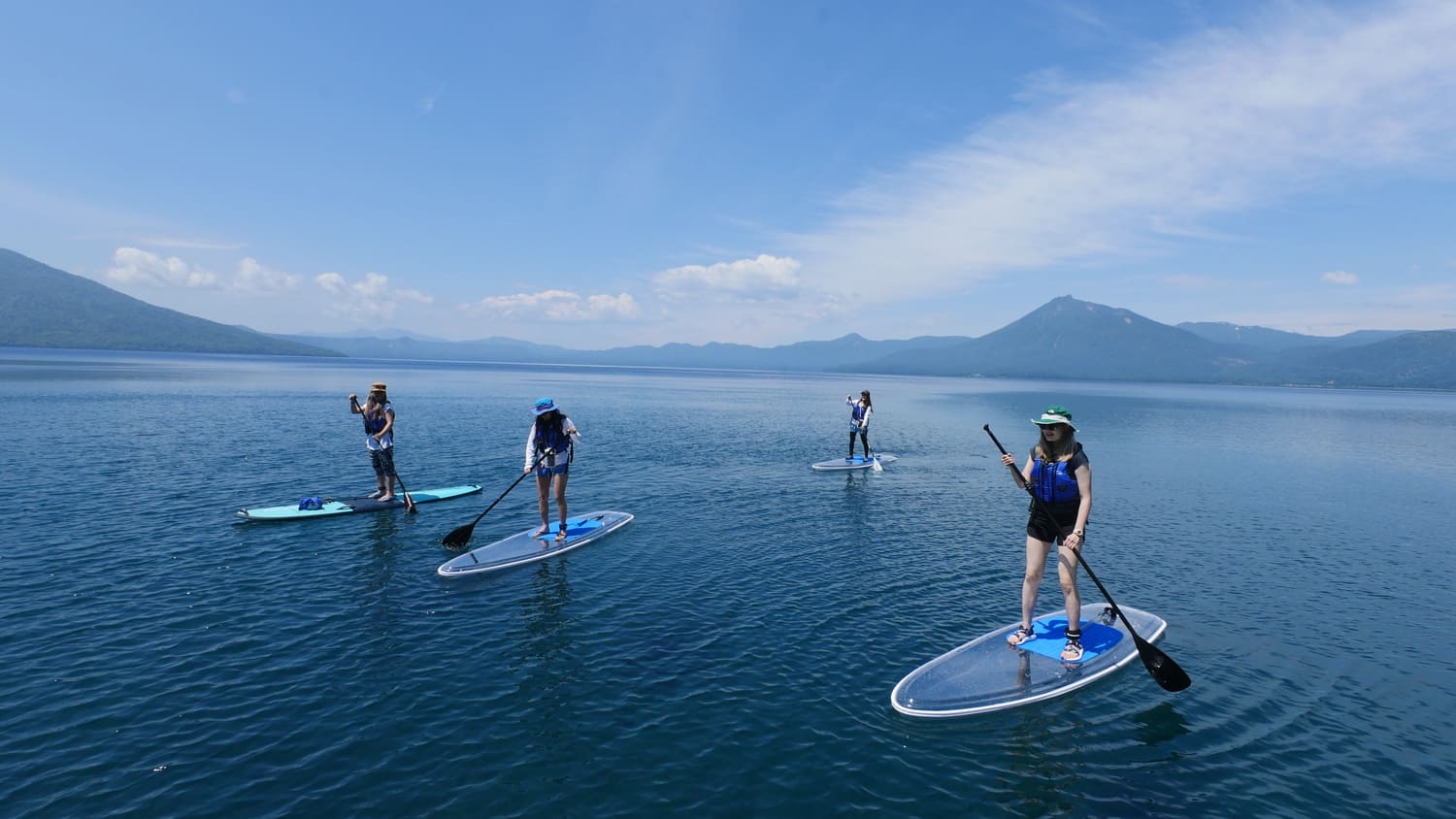 支笏湖で体験したいSUPツアーまとめ | Bashō trip